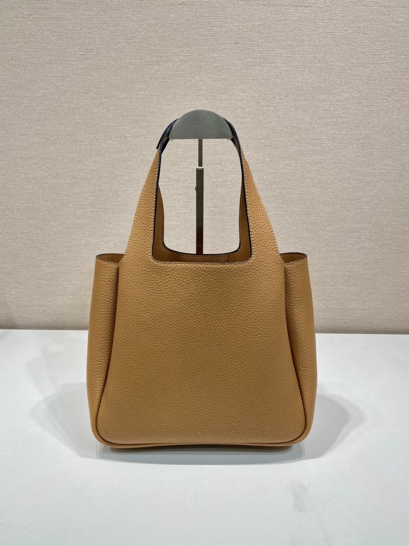 Pra*a bucket bags